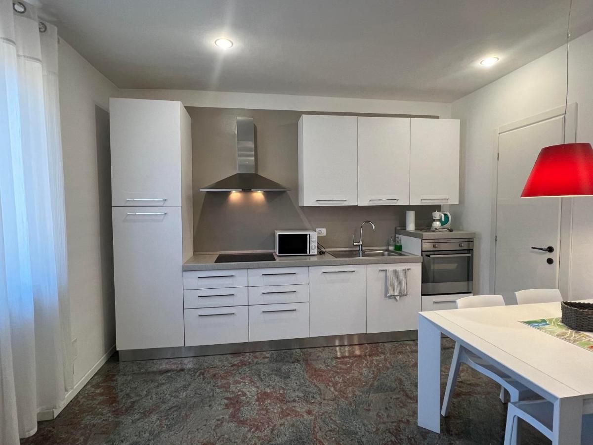 Un Nido Nel Centro Storico Con Garage Apartamento Aosta Exterior foto